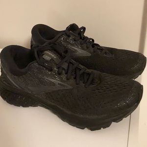 Women’s Brooks Ghost 11 Running Shoes